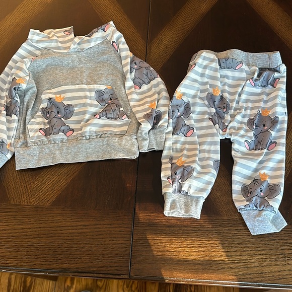Cute outfit - Picture 1 of 2